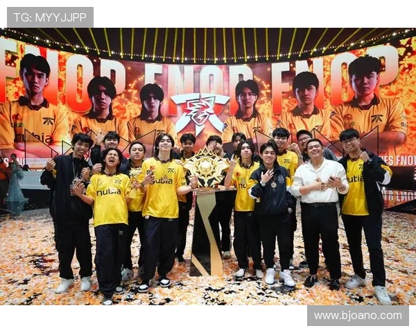 Fnatic战队再创巅峰揭示电竞王者崛起背后的奋斗与荣耀传奇